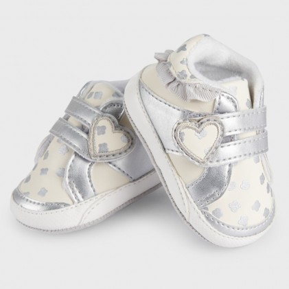 mayoral cream baby boots