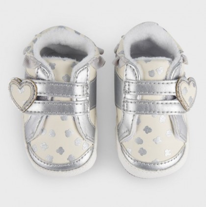 mayoral cream baby boots